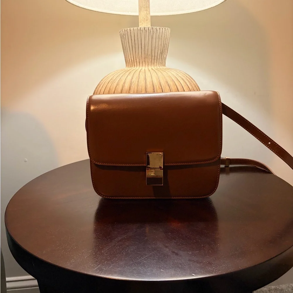 Elegant Brown Leather Bag